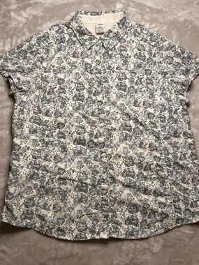 REI Sahara Shirt Womens XL Button Up Floral Vented Short Sleeve Outdoor Hiking